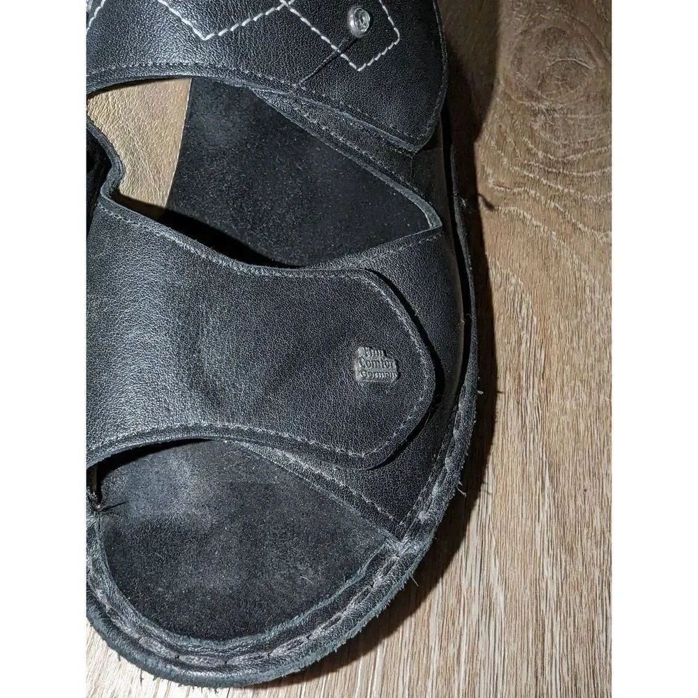 Finn‎ Comfort Women's Hand-Sewn Geometric Double Strap Sandals Black Size 4